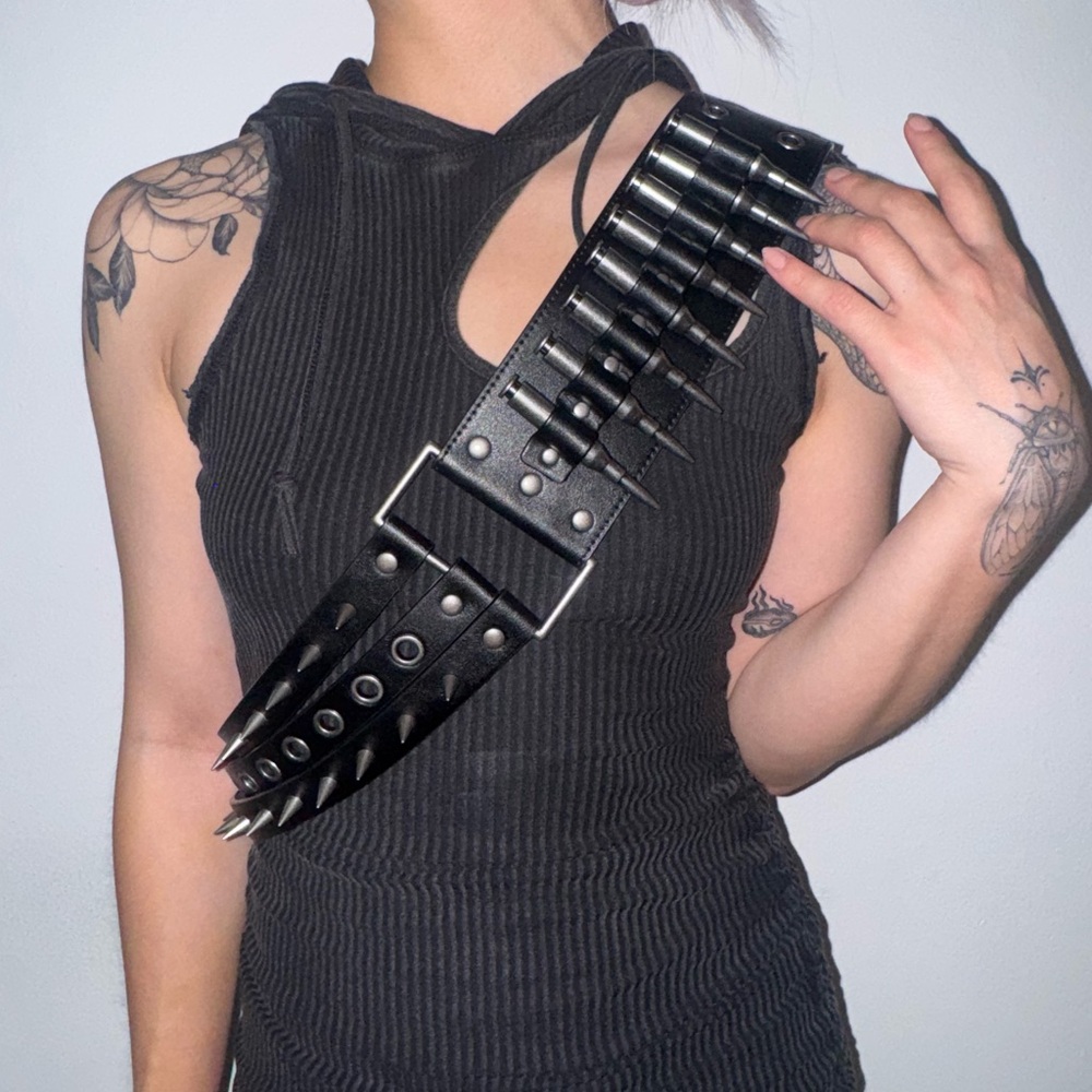 darker wavs bullet spike wide belt